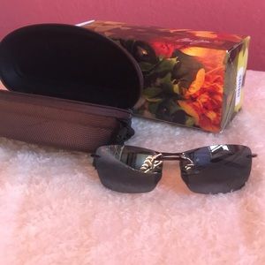 NWT Maui Jim Black Sunglasses
